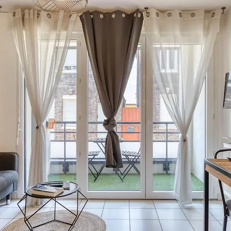 Xavier F2 Cosy Avec Balcon A