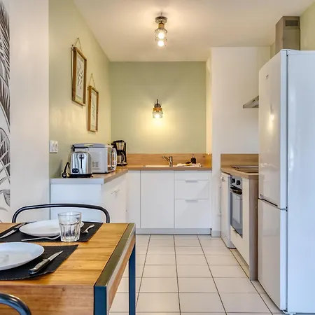Xavier F2 Cosy Avec Balcon A * Rouen